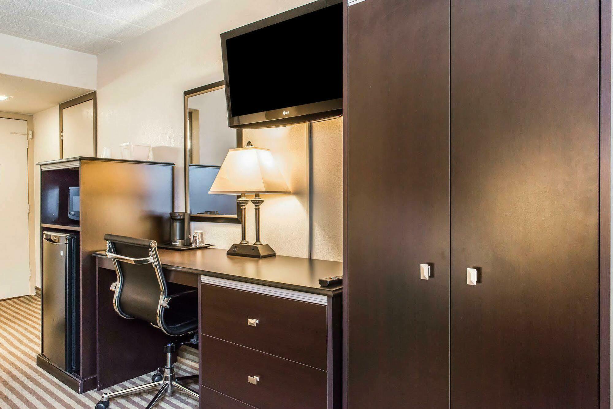 Hotel Quality & Indiana